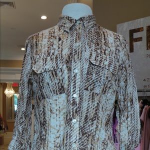 Women’s Button Down Blouse